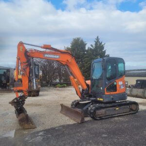 Pelle DOOSAN DX62 R-3